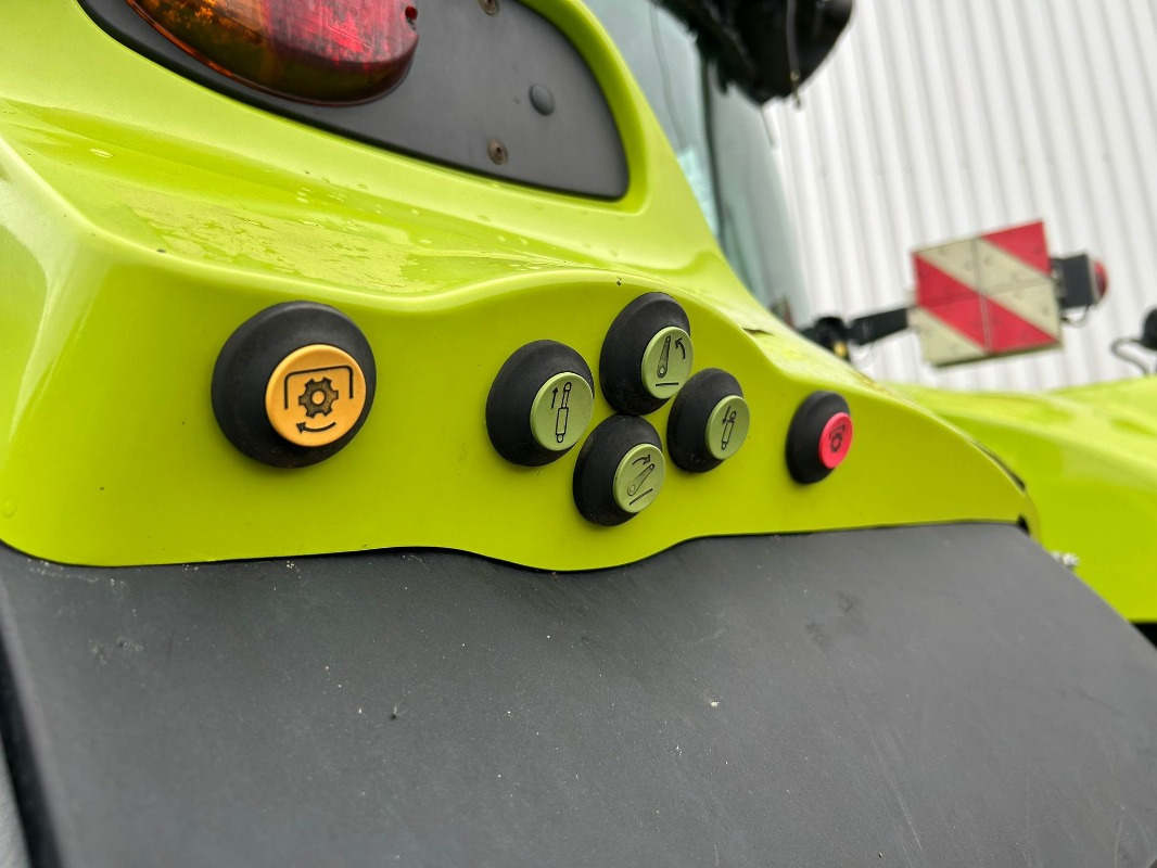 CLAAS Arion 660 - Tracteur agricole: photos 3 CLAAS Arion 660 - Tracteur agricole: photos 3