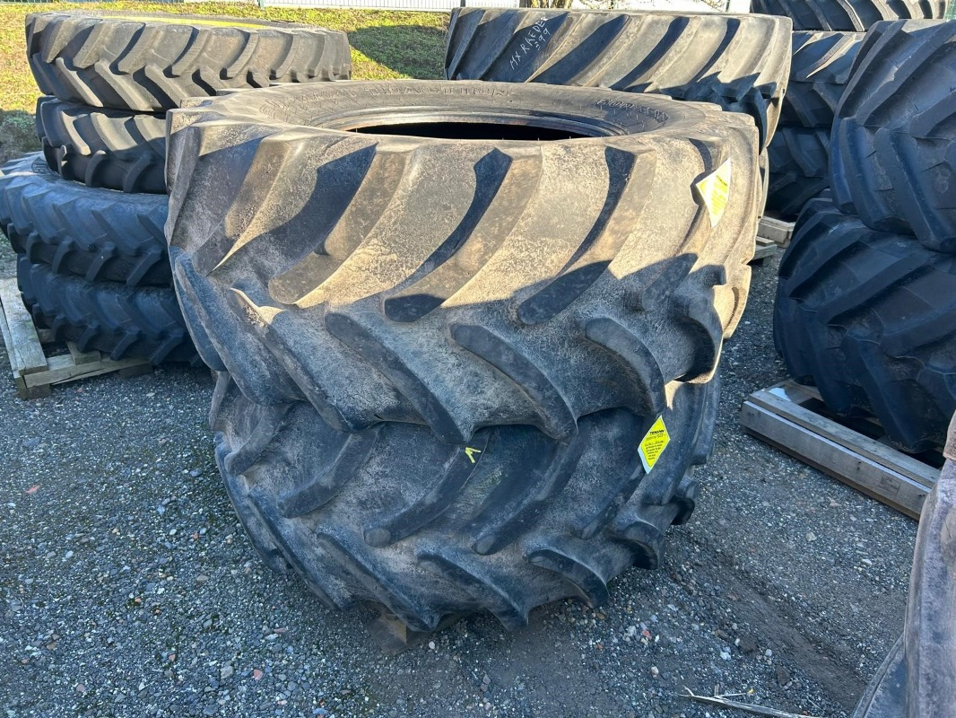 Firestone 600/65R30 - Pneus et jantes pour Machine agricole: photos 1 Firestone 600/65R30 - Pneus et jantes pour Machine agricole: photos 1