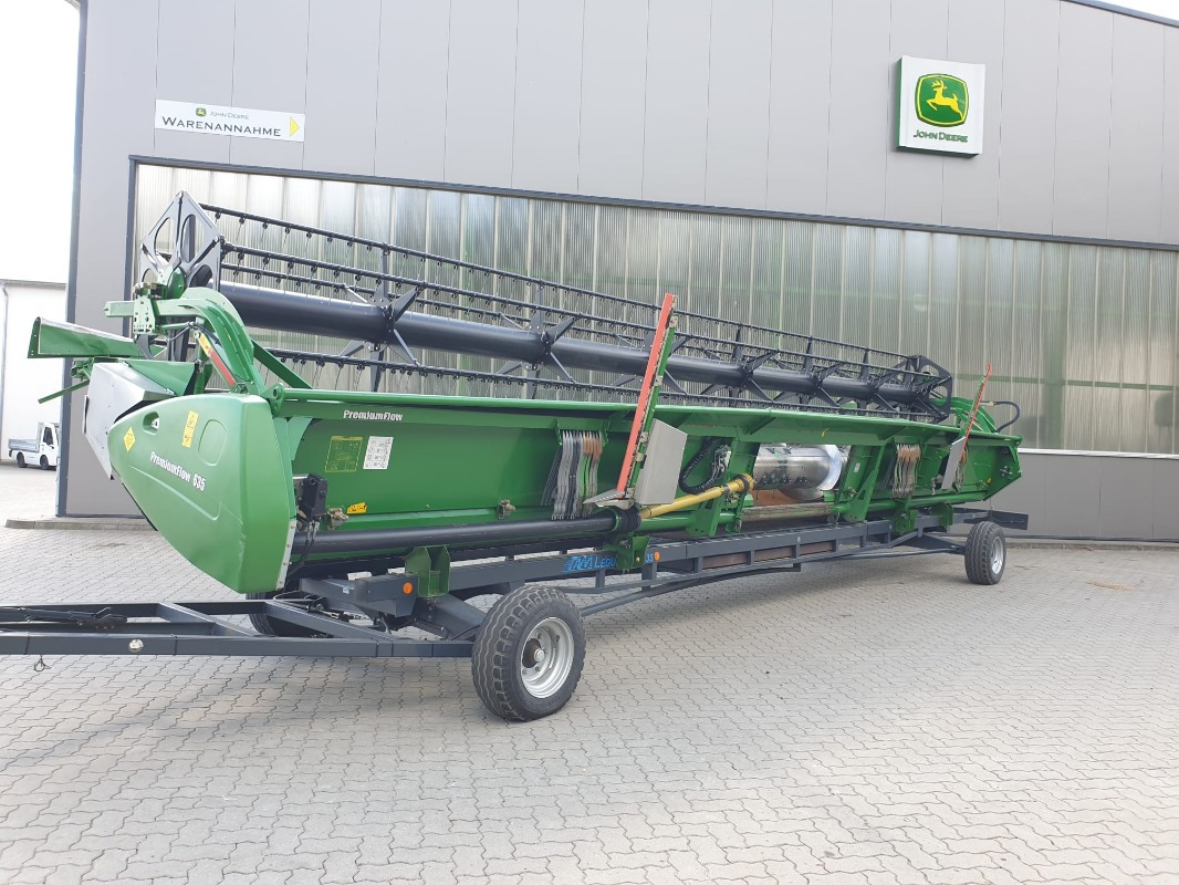 John Deere 635 PREMIUMFLOW - Moissonneuse-batteuse: photos 1 John Deere 635 PREMIUMFLOW - Moissonneuse-batteuse: photos 1