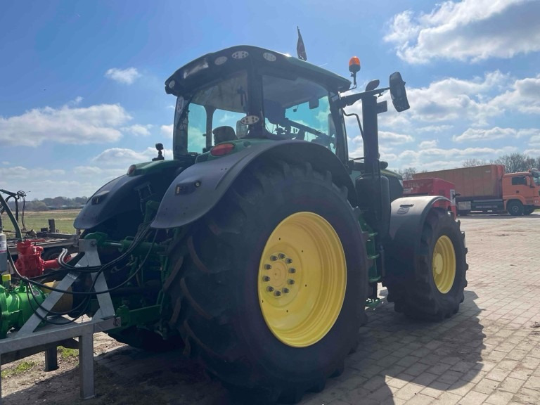 John Deere 6R 175 - Tracteur agricole: photos 2 John Deere 6R 175 - Tracteur agricole: photos 2