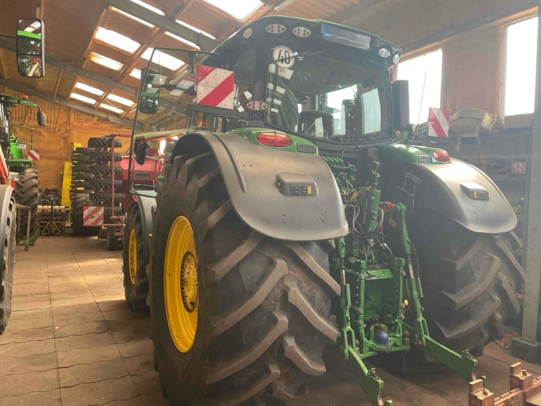 John Deere 6R 175 - Tracteur agricole: photos 4 John Deere 6R 175 - Tracteur agricole: photos 4