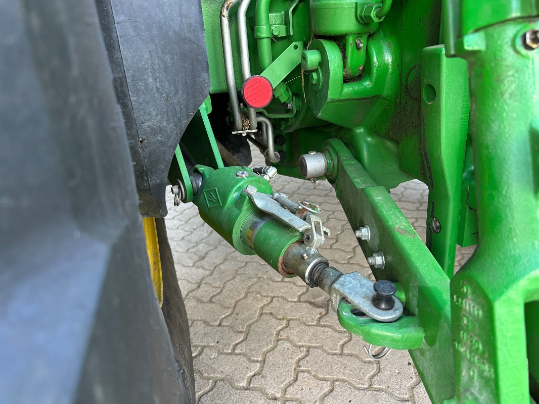 John Deere 6R 215 - Tracteur agricole: photos 5 John Deere 6R 215 - Tracteur agricole: photos 5