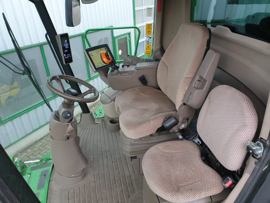John Deere T670 - Moissonneuse-batteuse: photos 5 John Deere T670 - Moissonneuse-batteuse: photos 5