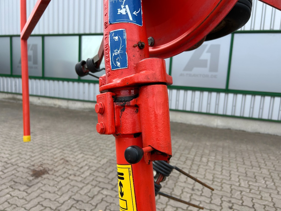 Faneuse Kuhn GF 5001 MH: photos 10 Faneuse Kuhn GF 5001 MH: photos 10