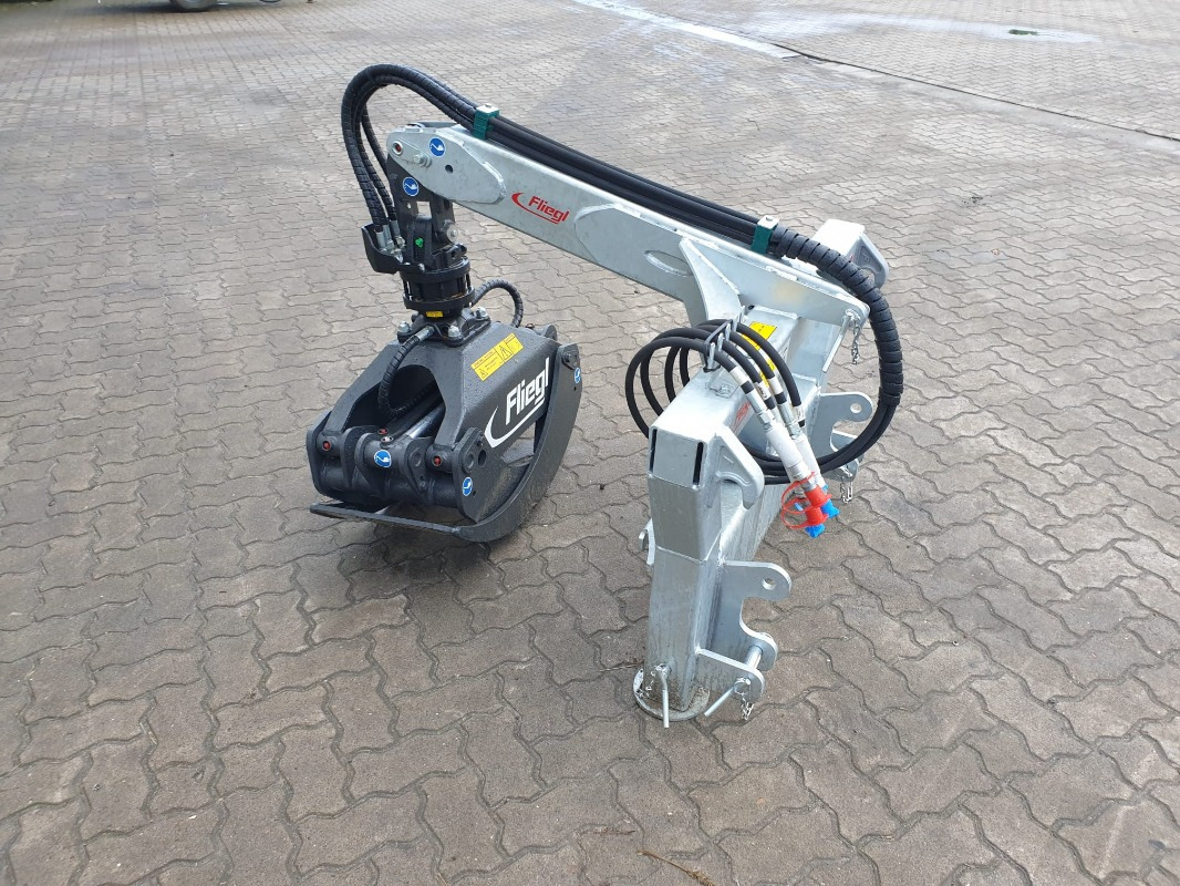 Fliegl RZ 185 COMBI PLUS - Matériel forestier: photos 2 Fliegl RZ 185 COMBI PLUS - Matériel forestier: photos 2