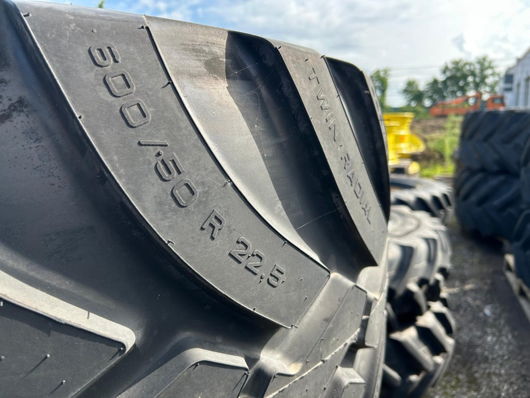 Trelleborg 600/50R22.5 - 2 Stück - Pneus et jantes pour Machine agricole: photos 3 Trelleborg 600/50R22.5 - 2 Stück - Pneus et jantes pour Machine agricole: photos 3