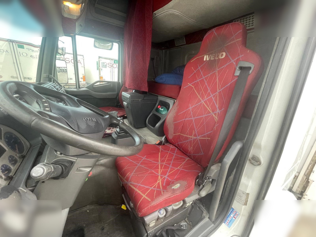 IVECO STRALIS 400 - Camion frigorifique: photos 5 IVECO STRALIS 400 - Camion frigorifique: photos 5
