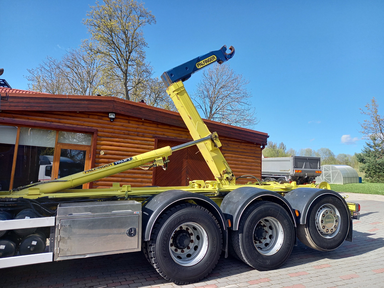 SCANIA G440, 8x4, GROSS WEIGHT 36000 KG. - Camion ampliroll: photos 2 SCANIA G440, 8x4, GROSS WEIGHT 36000 KG. - Camion ampliroll: photos 2