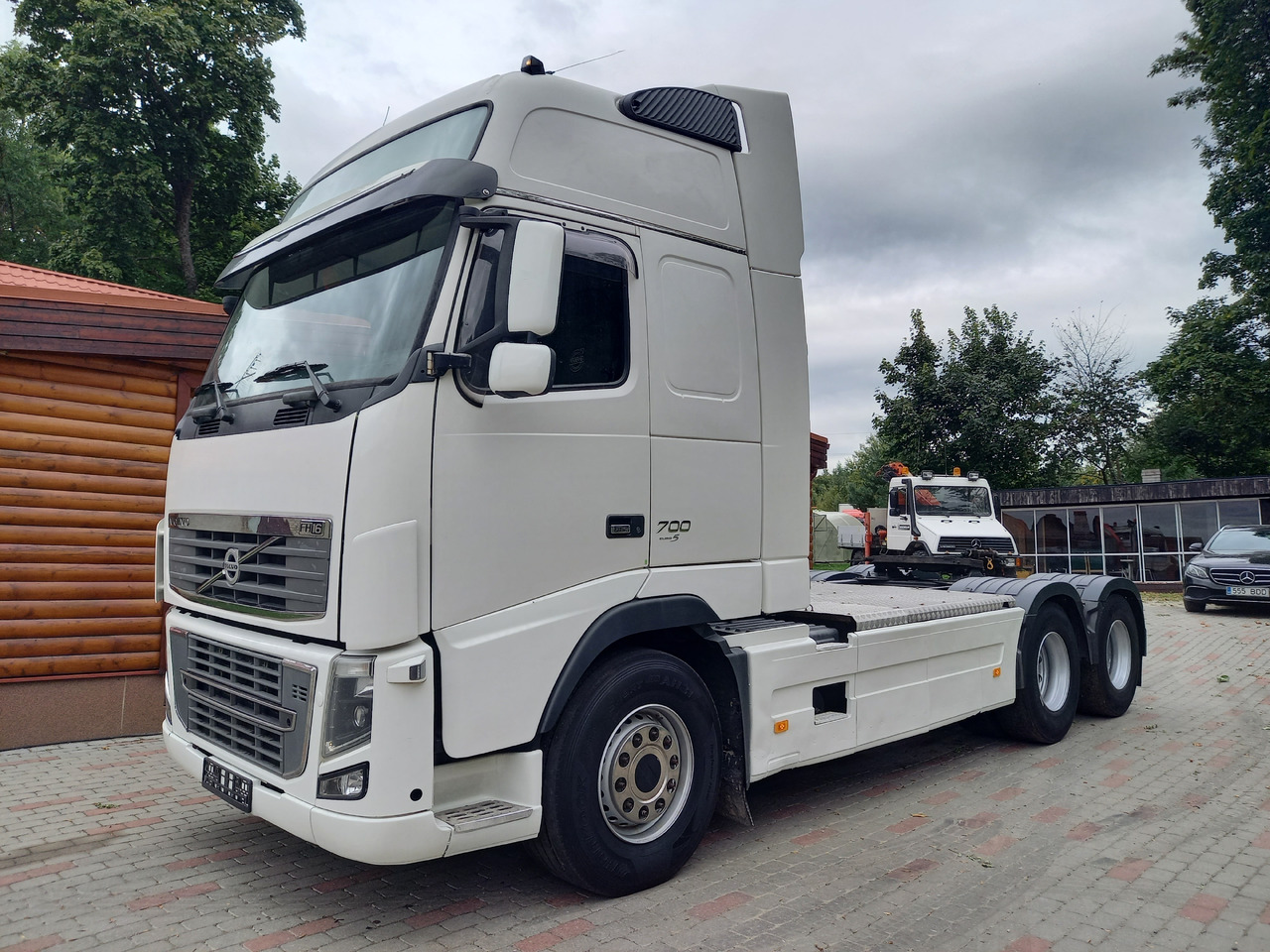 VOLVO FH 16, 6x4, 700, HÜDRAULIKA - Tracteur routier: photos 2 VOLVO FH 16, 6x4, 700, HÜDRAULIKA - Tracteur routier: photos 2