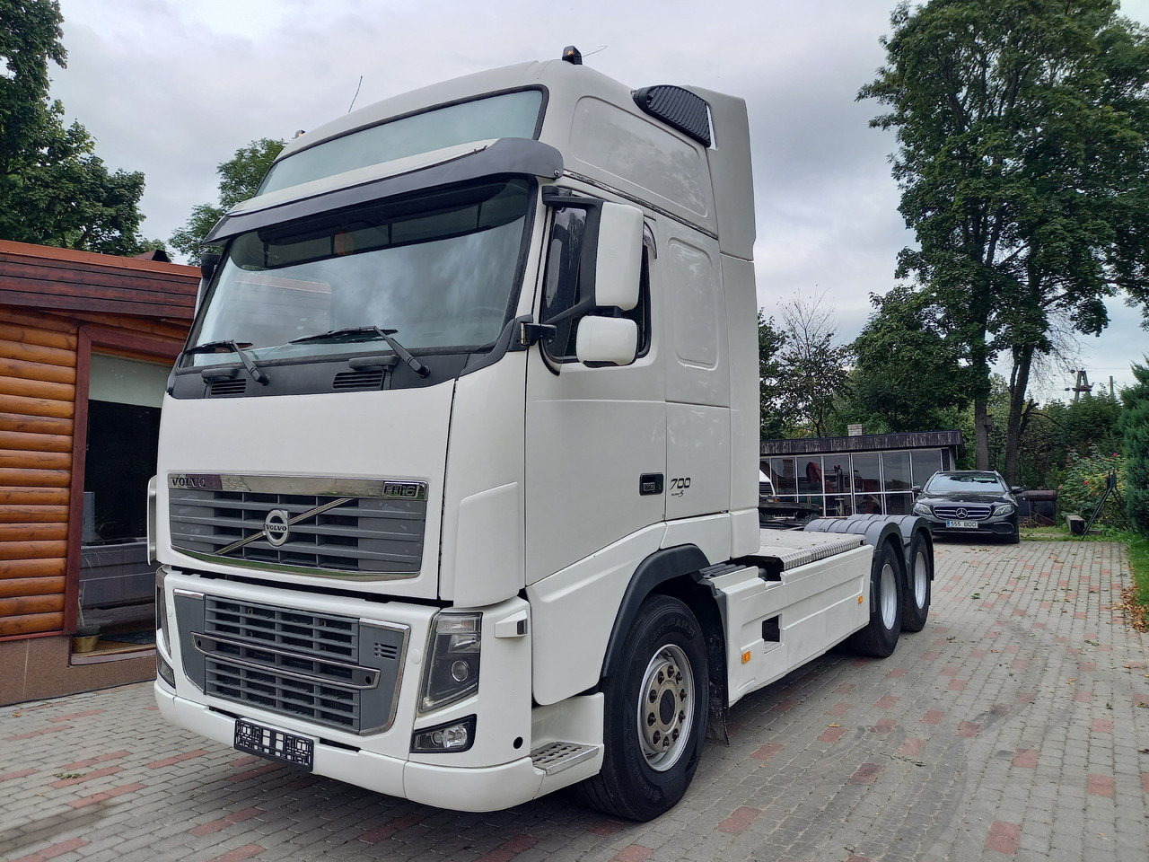 VOLVO FH 16, 6x4, 700, HÜDRAULIKA - Tracteur routier: photos 1 VOLVO FH 16, 6x4, 700, HÜDRAULIKA - Tracteur routier: photos 1