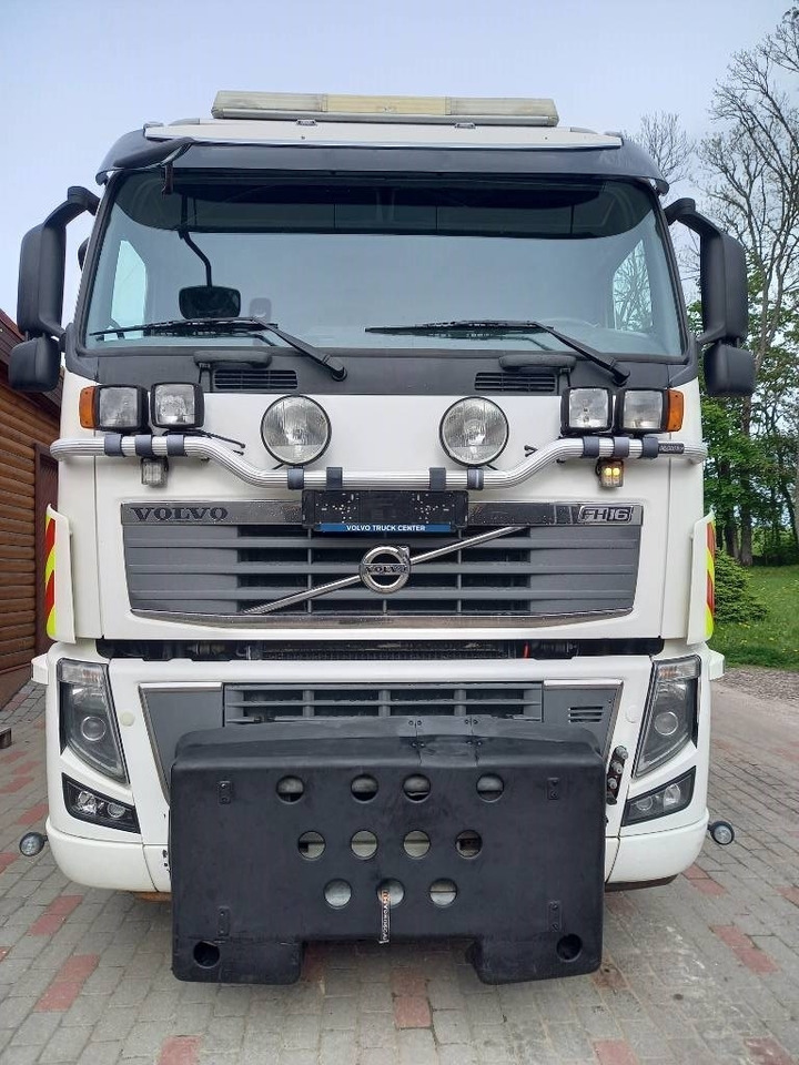 Volvo FH 16, 8x4 , RETARDER, BIG AXLES, GW 39500KG - Camion benne: photos 4 Volvo FH 16, 8x4 , RETARDER, BIG AXLES, GW 39500KG - Camion benne: photos 4