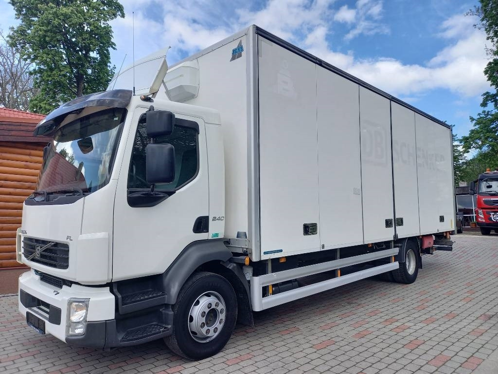 Volvo FL 240, 4x2, SIDE-OPENING - Camion fourgon: photos 4 Volvo FL 240, 4x2, SIDE-OPENING - Camion fourgon: photos 4