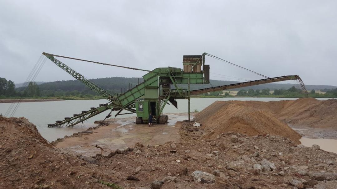 150 t 14m Arbeitstiefe - Dragline (pelle à benne traînante): photos 2 150 t 14m Arbeitstiefe - Dragline (pelle à benne traînante): photos 2