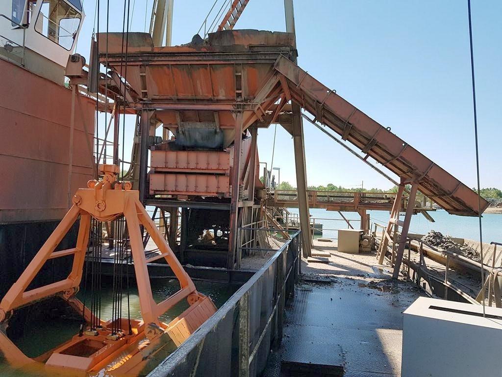 3,5m³ - Excavatrice amphibie: photos 1 3,5m³ - Excavatrice amphibie: photos 1