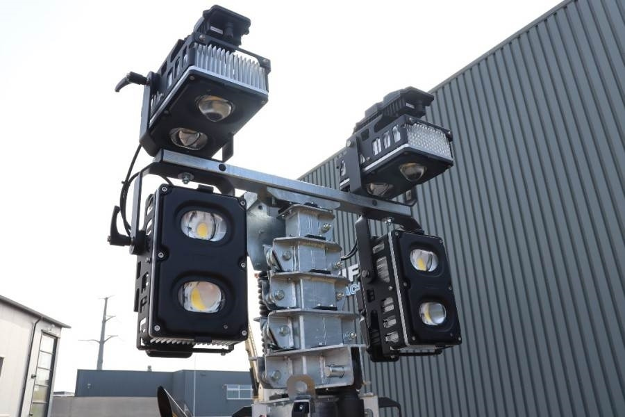 Atlas Copco Hilight H6+ Valid inspection, *Guarantee! Max Boom - Mat d'éclairage: photos 3 Atlas Copco Hilight H6+ Valid inspection, *Guarantee! Max Boom - Mat d'éclairage: photos 3
