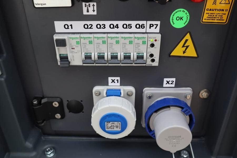 Atlas Copco Hilight H6+ Valid inspection, *Guarantee! Max Boom - Mat d'éclairage: photos 5 Atlas Copco Hilight H6+ Valid inspection, *Guarantee! Max Boom - Mat d'éclairage: photos 5