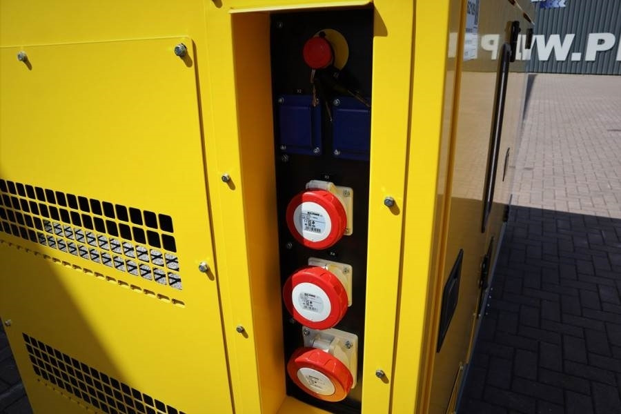 Atlas Copco QES 105 JD ST3 Valid inspection, *Guarantee! Diese - Groupe électrogène: photos 3 Atlas Copco QES 105 JD ST3 Valid inspection, *Guarantee! Diese - Groupe électrogène: photos 3