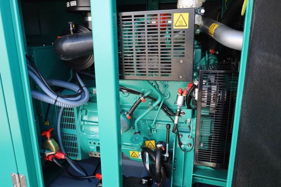 Cummins C55D5EQ Declaration of Conformity, Diesel, 55kVA, - Groupe électrogène: photos 3 Cummins C55D5EQ Declaration of Conformity, Diesel, 55kVA, - Groupe électrogène: photos 3