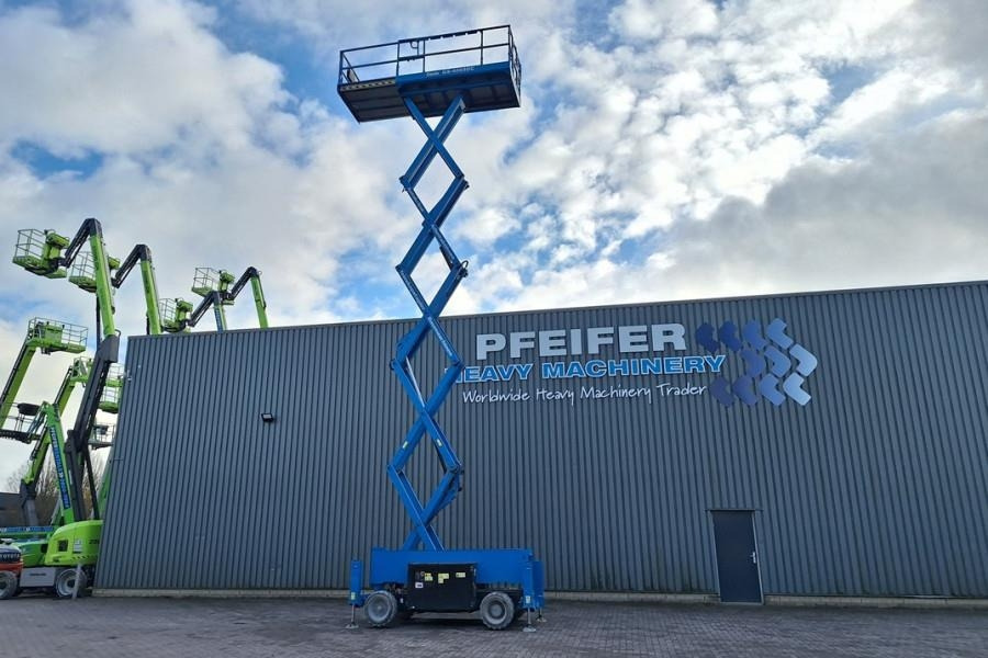 Genie GS4069DC Electric, 14m Working Height, 363kg Capac - Nacelle ciseaux: photos 3 Genie GS4069DC Electric, 14m Working Height, 363kg Capac - Nacelle ciseaux: photos 3
