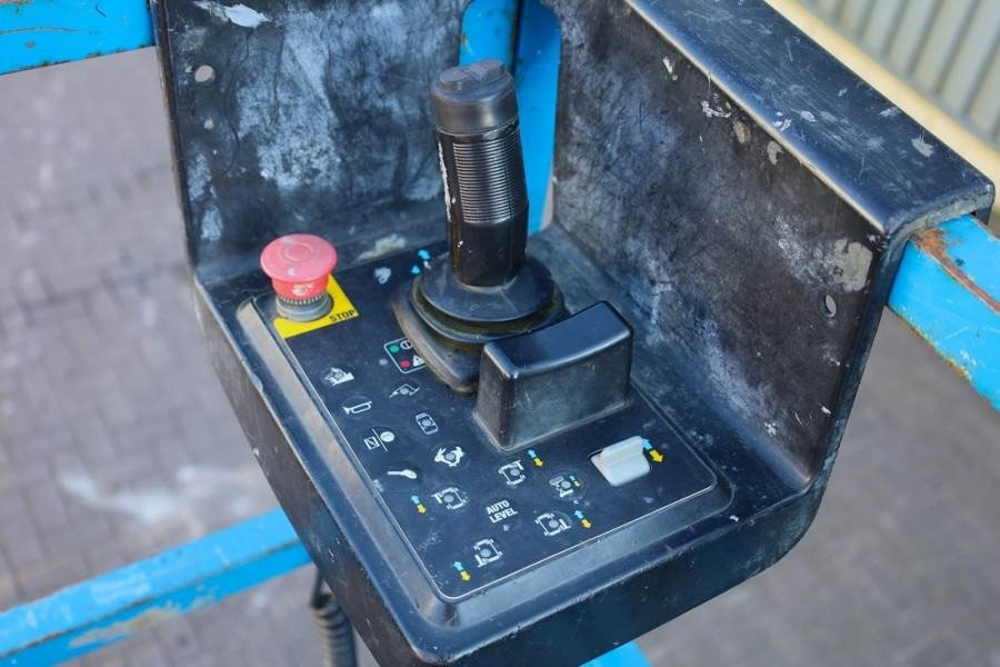 Genie GS4390 Diesel, 4x4 Drive, 15m Working Height, 680k - Nacelle ciseaux: photos 3 Genie GS4390 Diesel, 4x4 Drive, 15m Working Height, 680k - Nacelle ciseaux: photos 3