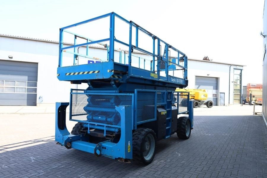 Genie GS5390 Diesel, 4x4 Drive, 18.15m Working Height, 6 - Nacelle ciseaux: photos 2 Genie GS5390 Diesel, 4x4 Drive, 18.15m Working Height, 6 - Nacelle ciseaux: photos 2