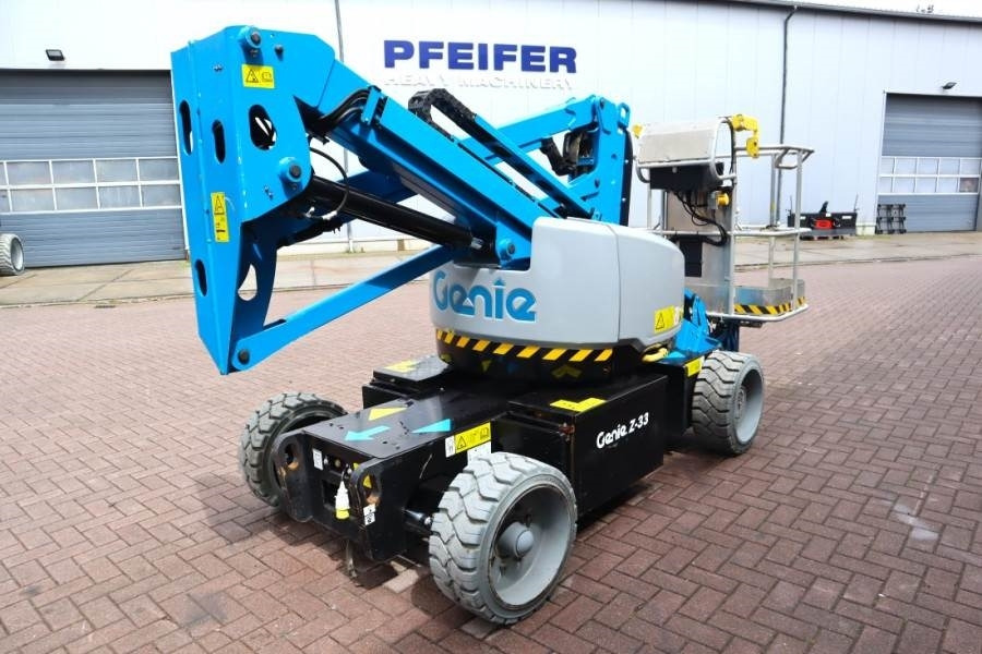 Genie Z-33/18 Electric, 12m Working Height, 5.6m Reach, - Nacelle articulée: photos 2 Genie Z-33/18 Electric, 12m Working Height, 5.6m Reach, - Nacelle articulée: photos 2