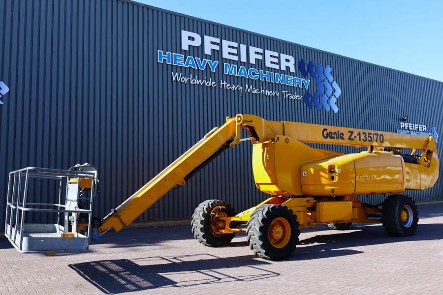 Genie Z135/70 Diesel, 4x4x4 Drive, 43m Lifting Height, 2 - Nacelle articulée: photos 1 Genie Z135/70 Diesel, 4x4x4 Drive, 43m Lifting Height, 2 - Nacelle articulée: photos 1