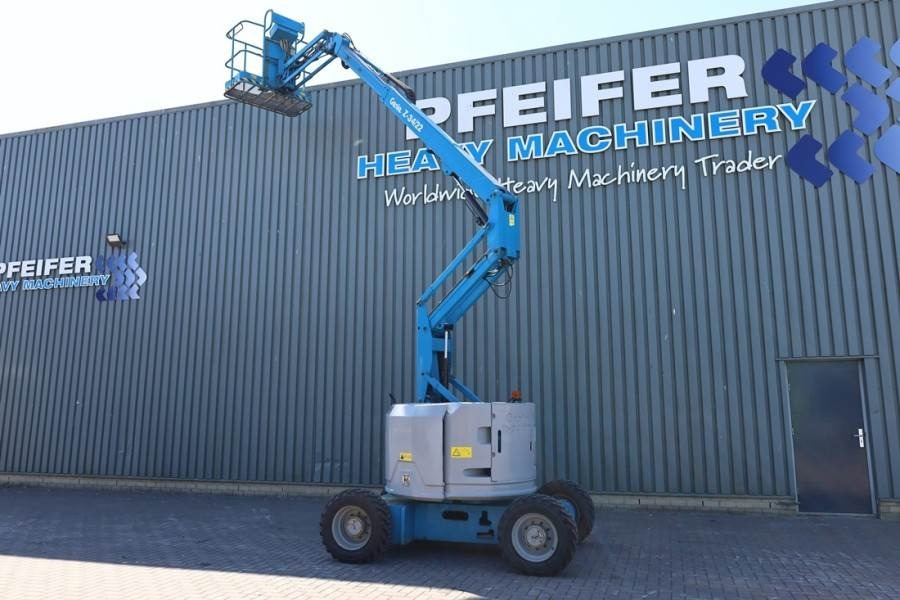 Genie Z34/22 Diesel, 4x4 Drive, 12.6m Working Height, 6. - Nacelle articulée: photos 3 Genie Z34/22 Diesel, 4x4 Drive, 12.6m Working Height, 6. - Nacelle articulée: photos 3