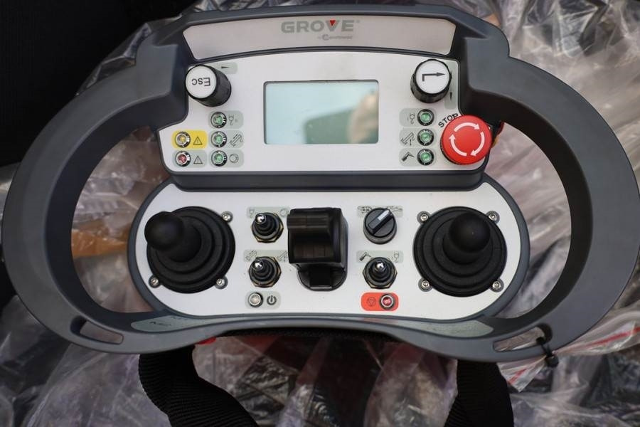 Grove GMK5150XL Available For Rent, Dutch Registration, - Grue tout-terrain: photos 5 Grove GMK5150XL Available For Rent, Dutch Registration, - Grue tout-terrain: photos 5