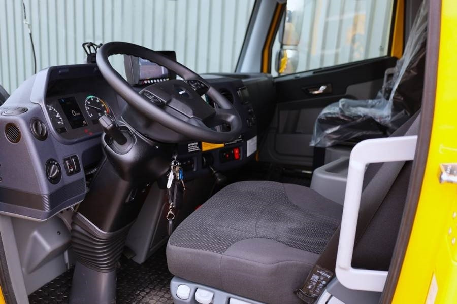 Grove GMK5250XL-1 Available For Rent, Dutch Registration - Grue tout-terrain: photos 4 Grove GMK5250XL-1 Available For Rent, Dutch Registration - Grue tout-terrain: photos 4