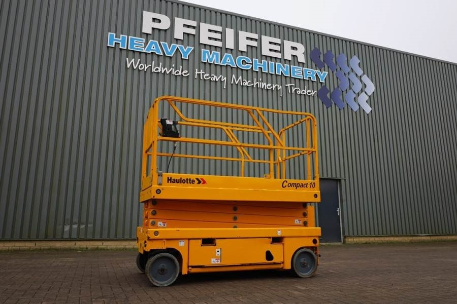 Haulotte Compact 10 Electric, 10.2m Working Height, 450kg C - Nacelle ciseaux: photos 1 Haulotte Compact 10 Electric, 10.2m Working Height, 450kg C - Nacelle ciseaux: photos 1