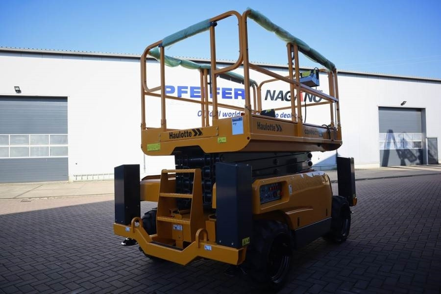 Haulotte Compact 12DX Valid Inspection, *Guarantee! Diesel, - Nacelle ciseaux: photos 2 Haulotte Compact 12DX Valid Inspection, *Guarantee! Diesel, - Nacelle ciseaux: photos 2