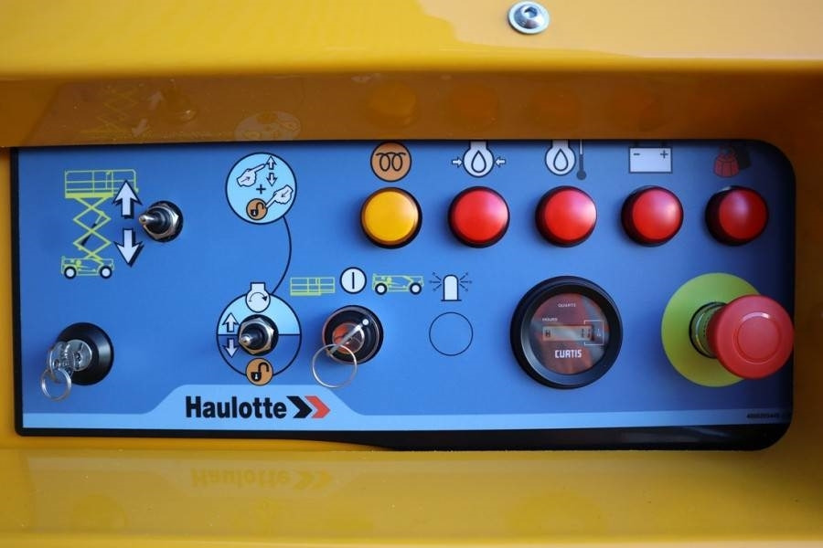 Haulotte Compact 12DX Valid Inspection, *Guarantee! Diesel, - Nacelle ciseaux: photos 4 Haulotte Compact 12DX Valid Inspection, *Guarantee! Diesel, - Nacelle ciseaux: photos 4