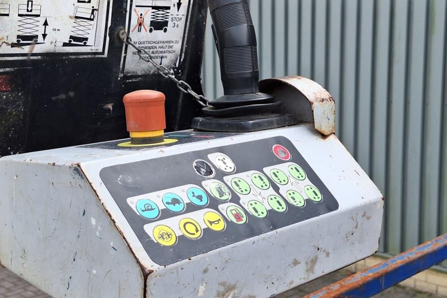 Haulotte H12SX Diesel, 4x4 Drive, 12m Working Height, 700kg - Nacelle ciseaux: photos 5 Haulotte H12SX Diesel, 4x4 Drive, 12m Working Height, 700kg - Nacelle ciseaux: photos 5