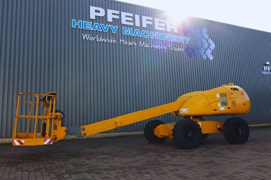 Haulotte H14TX Diesel, 4x4 Drive, 14m Working Height, 10.6m - Nacelle télescopique: photos 1 Haulotte H14TX Diesel, 4x4 Drive, 14m Working Height, 10.6m - Nacelle télescopique: photos 1