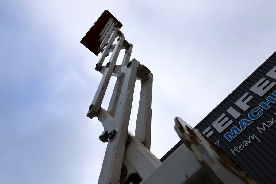 Nacelle ciseaux Holland Lift Ecostar HL-11812 Electric, 14m Working Height, 300: photos 9