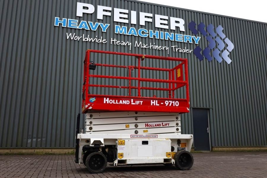 Holland Lift Ecostar HL-9710 Electric, 12m Working Height, 325k - Nacelle ciseaux: photos 1 Holland Lift Ecostar HL-9710 Electric, 12m Working Height, 325k - Nacelle ciseaux: photos 1