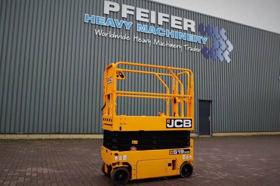 JCB S1930E Valid inspection, *Guarantee! 8m Working He - Nacelle ciseaux: photos 1 JCB S1930E Valid inspection, *Guarantee! 8m Working He - Nacelle ciseaux: photos 1