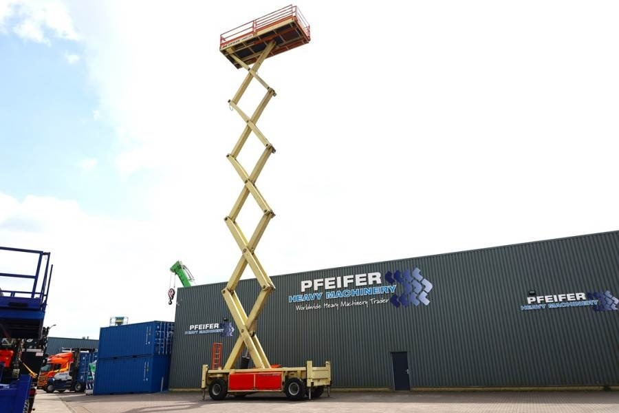 JLG 260-25 Diesel, 4x4 Drive, 9.80m Hydraulic Deck Ext - Nacelle ciseaux: photos 3 JLG 260-25 Diesel, 4x4 Drive, 9.80m Hydraulic Deck Ext - Nacelle ciseaux: photos 3