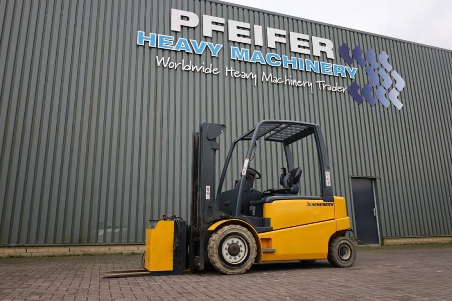 Jungheinrich EFG535 Electric, Lifting Height 4700mm, Freelift 1 - Chariot élévateur diesel: photos 1 Jungheinrich EFG535 Electric, Lifting Height 4700mm, Freelift 1 - Chariot élévateur diesel: photos 1