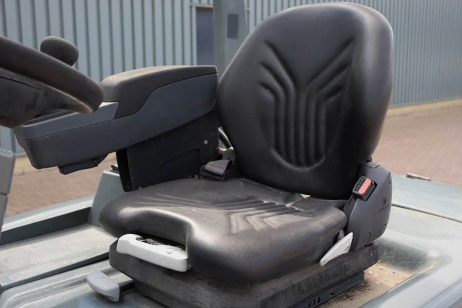 Jungheinrich EFG535 Electric, Lifting Height 4700mm, Freelift 1 - Chariot élévateur diesel: photos 5 Jungheinrich EFG535 Electric, Lifting Height 4700mm, Freelift 1 - Chariot élévateur diesel: photos 5