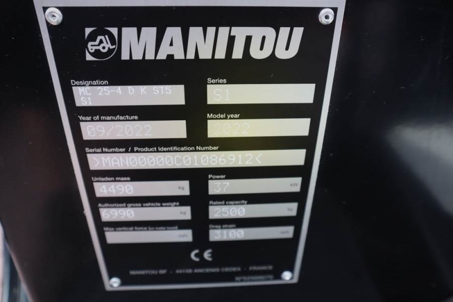 Manitou MC25-4 Valid Inspection, *Guarantee, Diesel, 4x4 D - Chariot tout terrain: photos 5 Manitou MC25-4 Valid Inspection, *Guarantee, Diesel, 4x4 D - Chariot tout terrain: photos 5