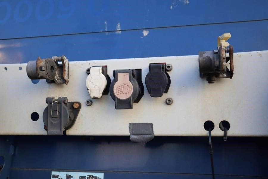 Schmitz Cargobull SCB3ST CoC Documents, TuV Loading Certif - Remorque rideaux coulissants: photos 4 Schmitz Cargobull SCB3ST CoC Documents, TuV Loading Certif - Remorque rideaux coulissants: photos 4