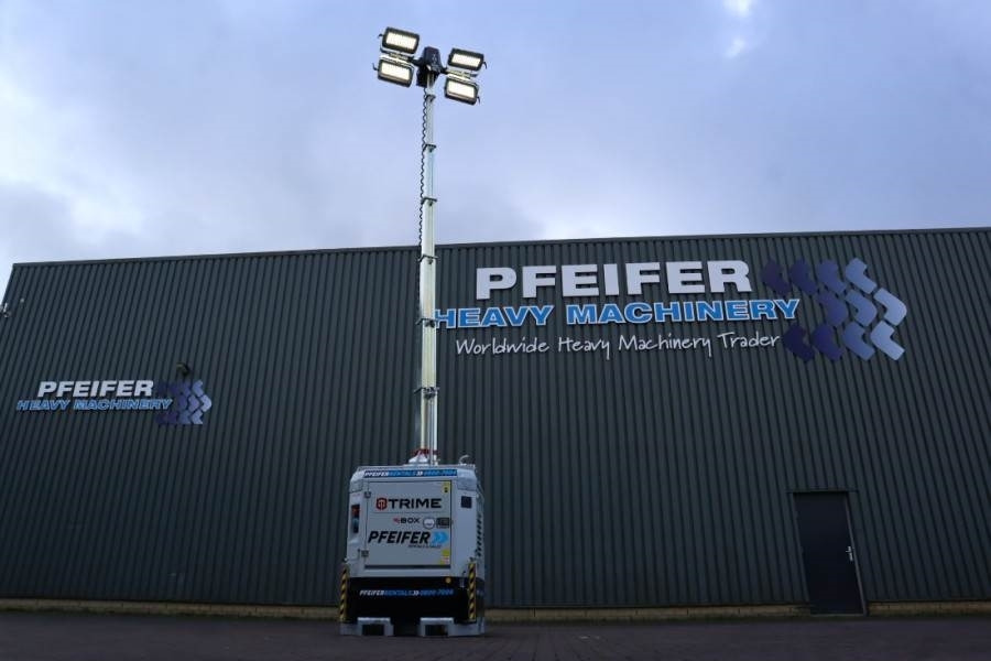 Trime X-BOX 4x320W Valid inspection, *Guarantee! H - Mat d'éclairage: photos 3 Trime X-BOX 4x320W Valid inspection, *Guarantee! H - Mat d'éclairage: photos 3