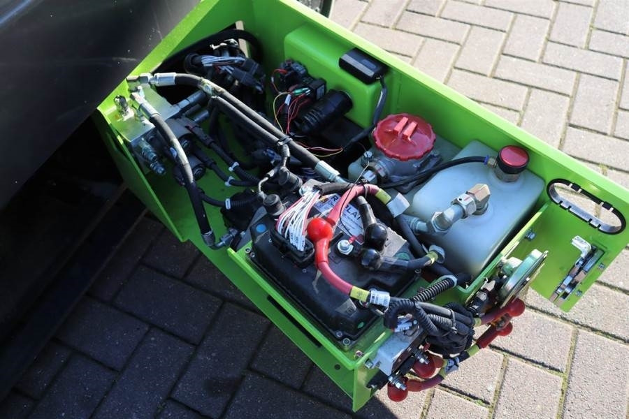 Zoomlion ZS0607DC Valid inspection, *Guarantee! Electric, 8 - Nacelle ciseaux: photos 4 Zoomlion ZS0607DC Valid inspection, *Guarantee! Electric, 8 - Nacelle ciseaux: photos 4