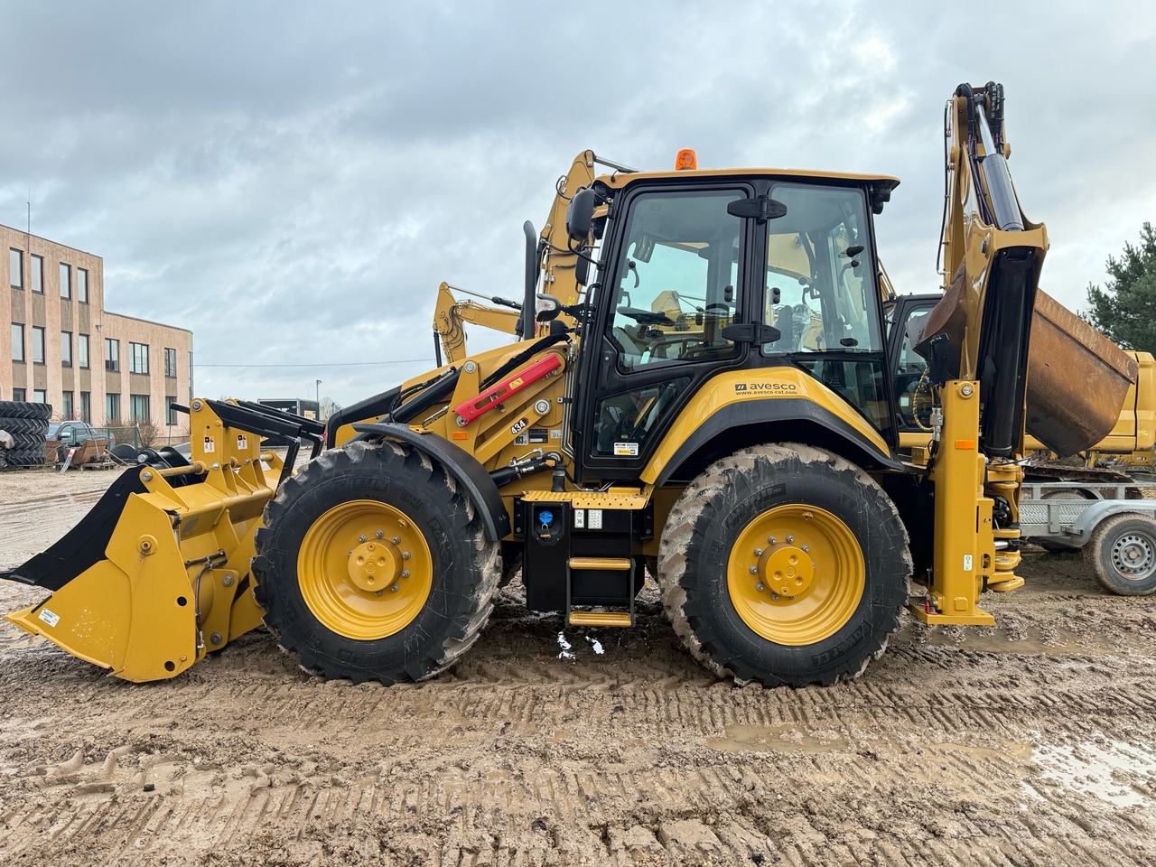 CATERPILLAR 434 - Tractopelle: photos 1 CATERPILLAR 434 - Tractopelle: photos 1