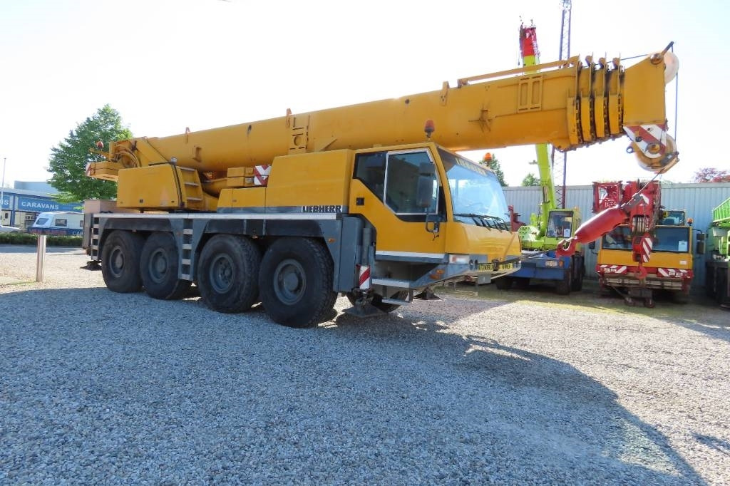 Liebherr LTM 1060-2 - Grue tout-terrain: photos 2 Liebherr LTM 1060-2 - Grue tout-terrain: photos 2