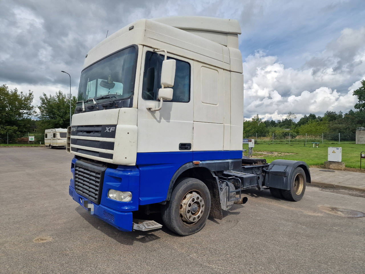 DAF 95.430 XF Euro2 manual - Tracteur routier: photos 2 DAF 95.430 XF Euro2 manual - Tracteur routier: photos 2