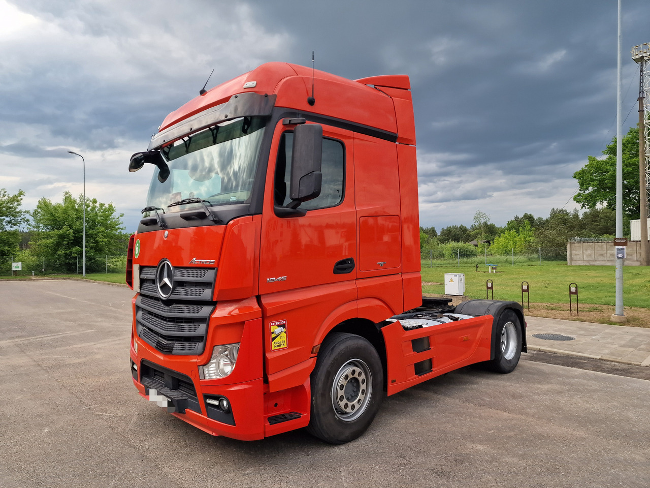 MERCEDES-BENZ Actros 1845 Retarder - Tracteur routier: photos 1 MERCEDES-BENZ Actros 1845 Retarder - Tracteur routier: photos 1