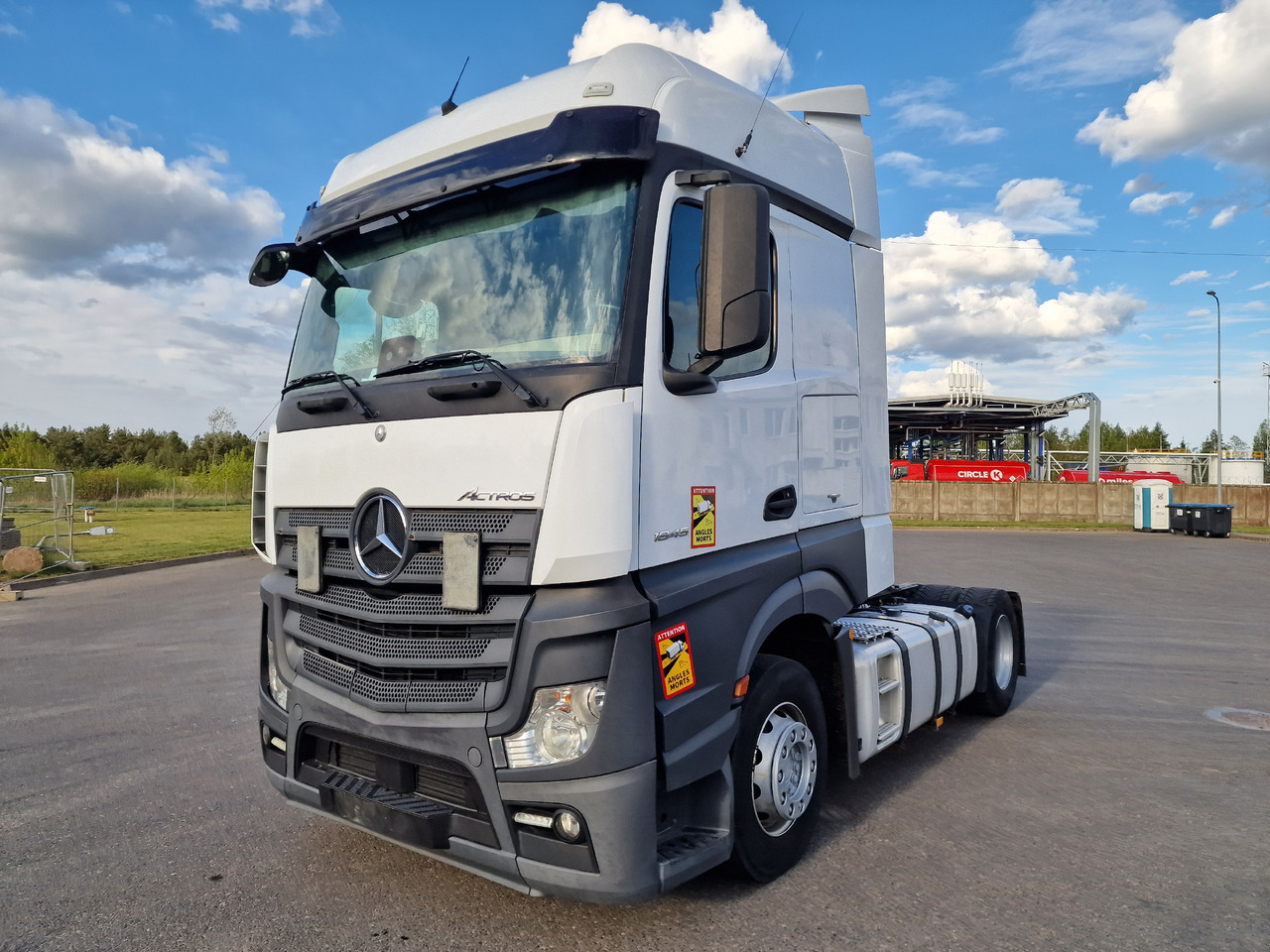 MERCEDES-BENZ Actros 1845 Retarder - Tracteur routier: photos 2 MERCEDES-BENZ Actros 1845 Retarder - Tracteur routier: photos 2